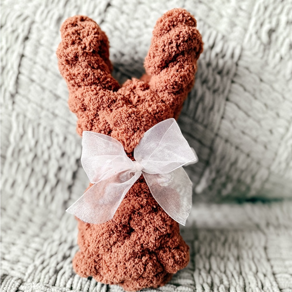 Easter Knit Bunnies